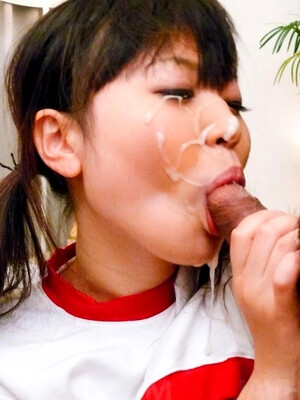 Ryo Asaka Asian gets a lot of cum on face from sucking two tools