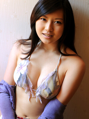 Konomi Yoshikawa Asian smiles being proud of her lustful curves